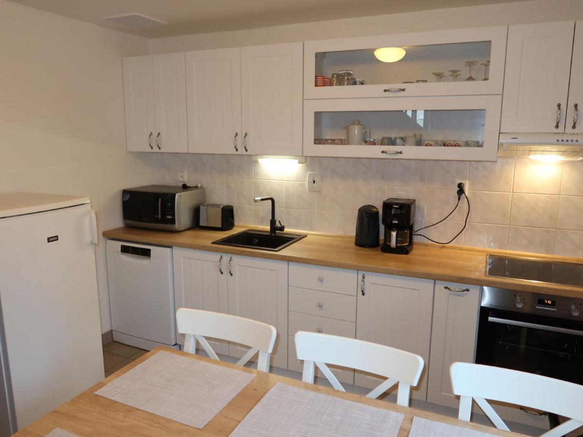 Holiday Home Holiday Hill 39 By Interhome Cista  Екстериор снимка